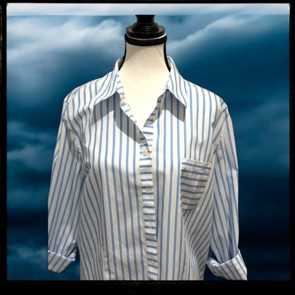Chico’s No-Iron Blue White Striped Shirt Size 3 (XL) - Picture 3 of 7